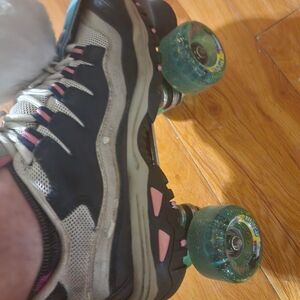 Skechers Women's Quad Roller Skate Sneakers With NEW Sure Grip Gravity Wheels